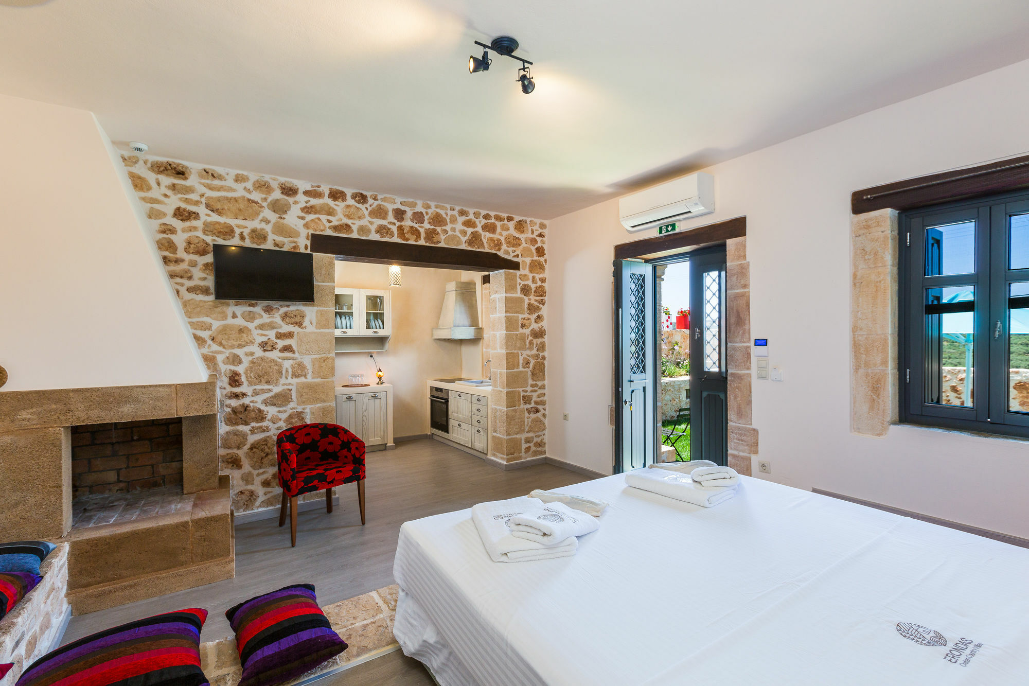 Erondas Cretan Country Villas Achlades Exterior foto